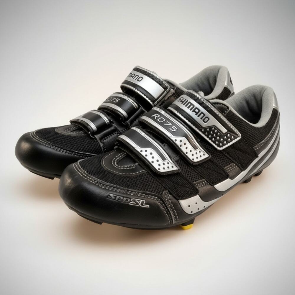 Shimano SH-R075 Road Cycling Shoes Black EU43 US8.9 Clipless Performance